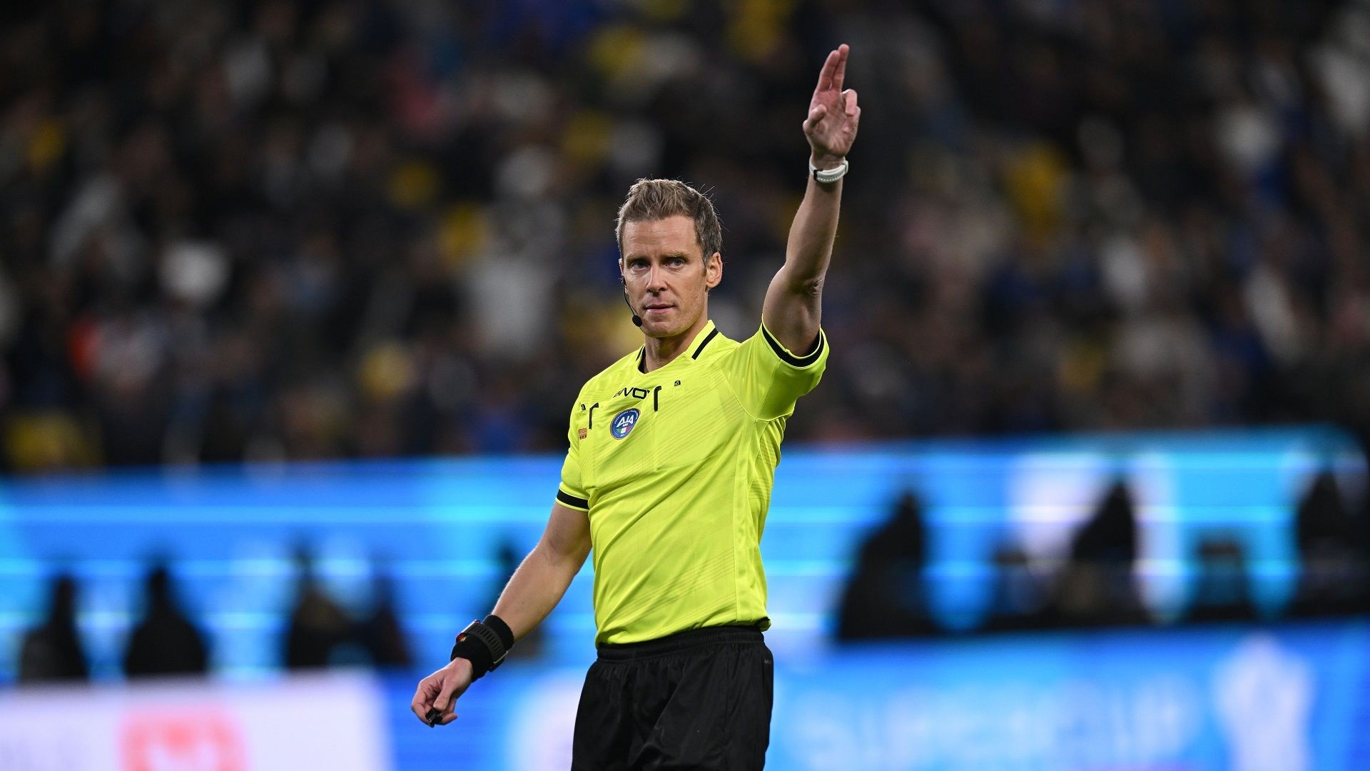 主裁判, 由基菲担任, vs那不勒